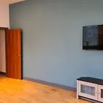 Spacious, Bright And Airy City Centre Flat. Unique Converted Mill.